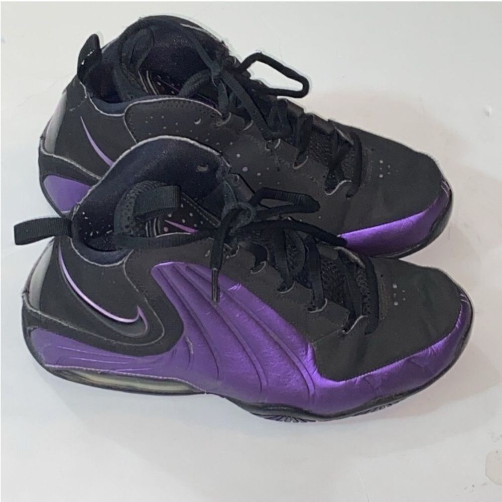 Nike Air Max Wavy BV1342-001 Basketball Stylish Black & Purple Sneakers Sz,5.5Y - Picture 2 of 7
